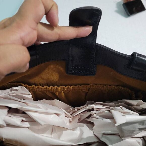 Patricia Nash Braden Colorblock Leather Tote Bag Black and Tan Handbag NEW - Picture 6 of 9